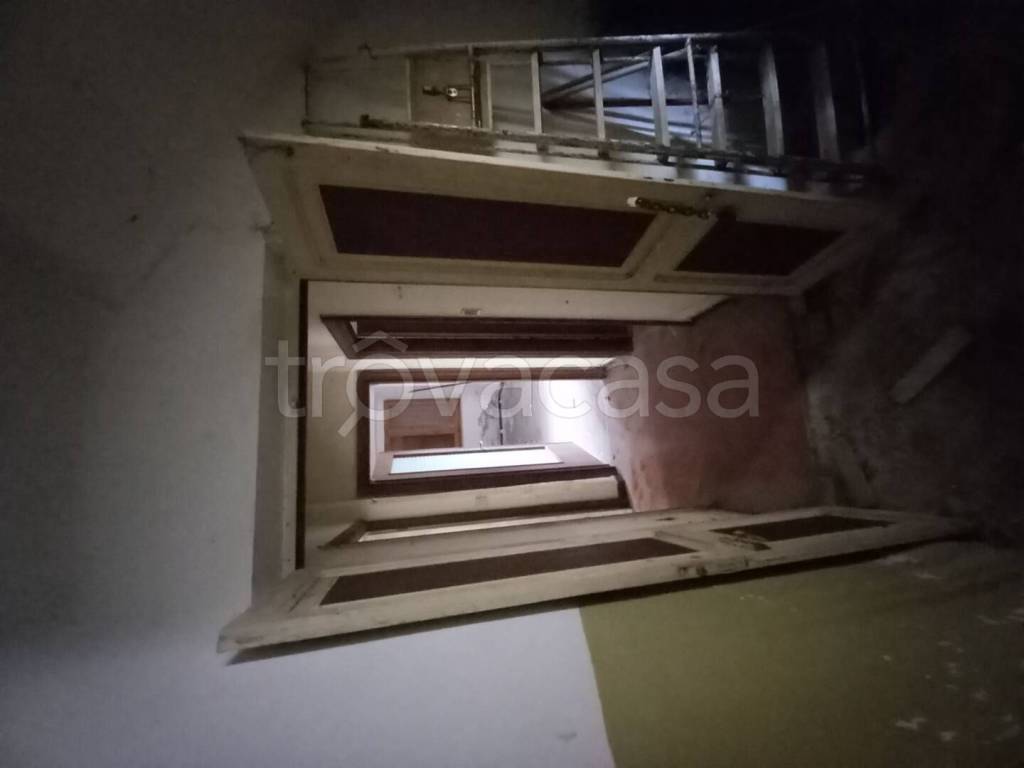 appartamento in vendita a Montoggio