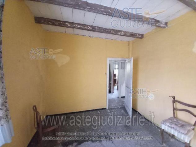 appartamento in vendita a Montoggio