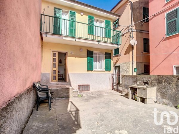 casa indipendente in vendita a Ne