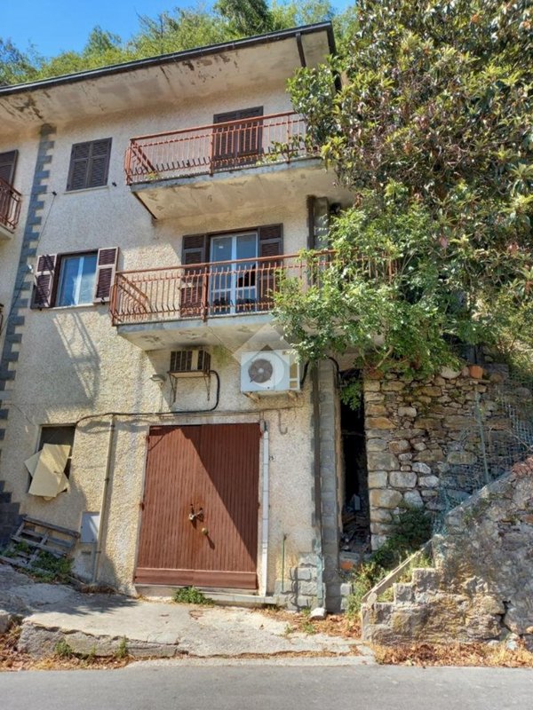 casa semindipendente in vendita a Ne