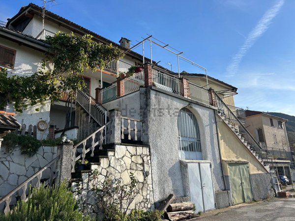 appartamento in vendita a Ne