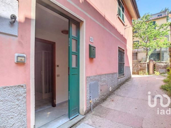 casa indipendente in vendita a Ne