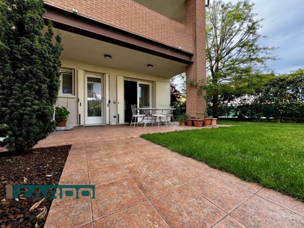 casa indipendente in vendita a Ne