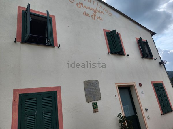 casa indipendente in vendita a Ne