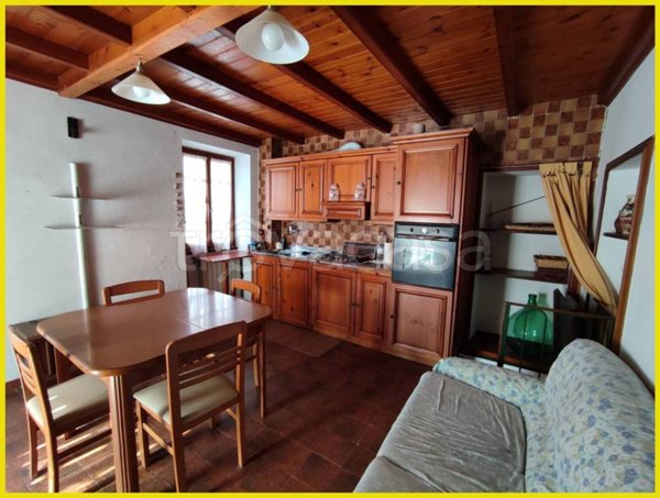 casa indipendente in vendita a Ne