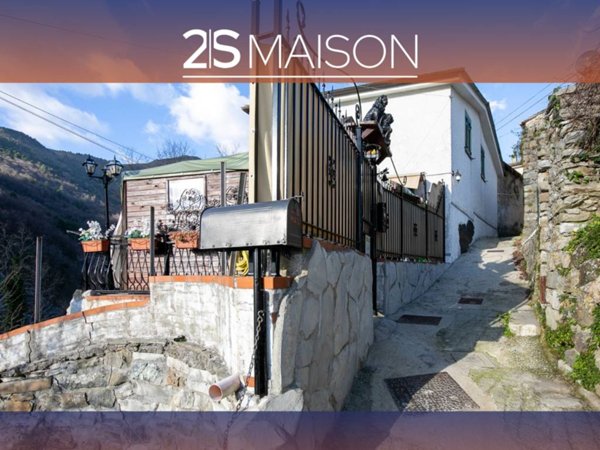 casa indipendente in vendita a Ne