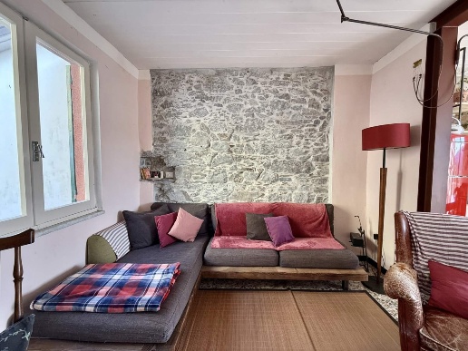 casa indipendente in vendita a Ne