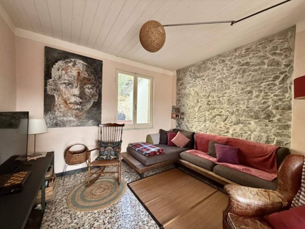 casa indipendente in vendita a Ne