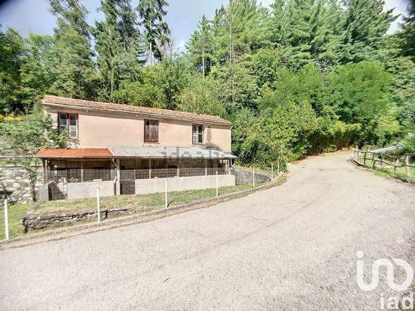 casa indipendente in vendita a Ne