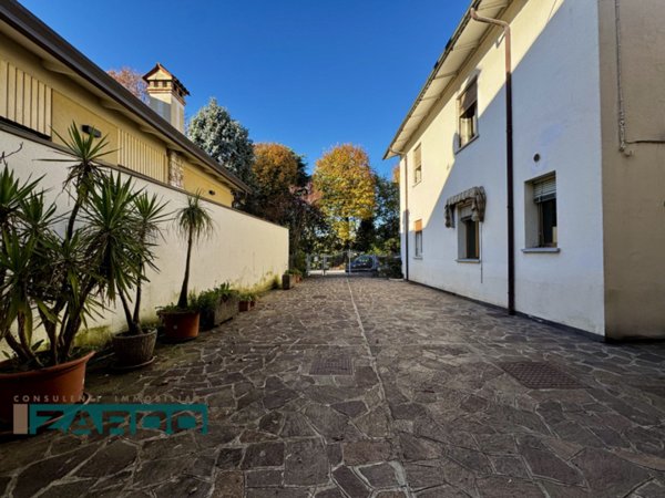 casa indipendente in vendita a Ne