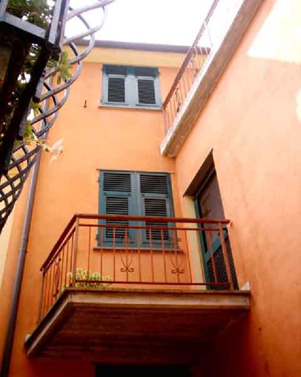 casa indipendente in vendita a Ne