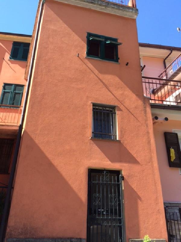 casa indipendente in vendita a Ne