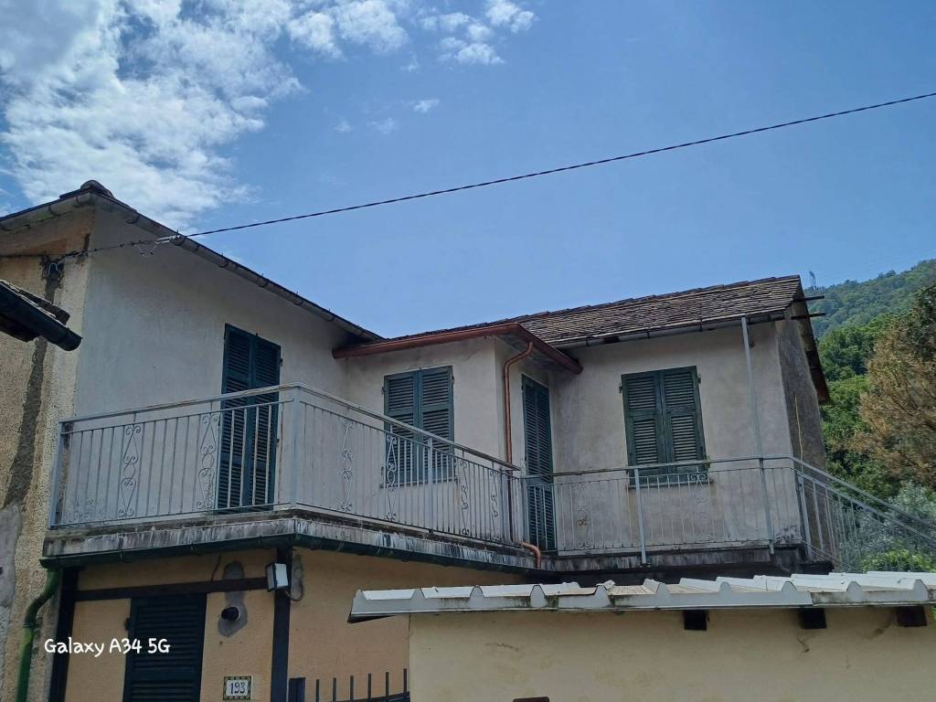 appartamento in vendita a Neirone
