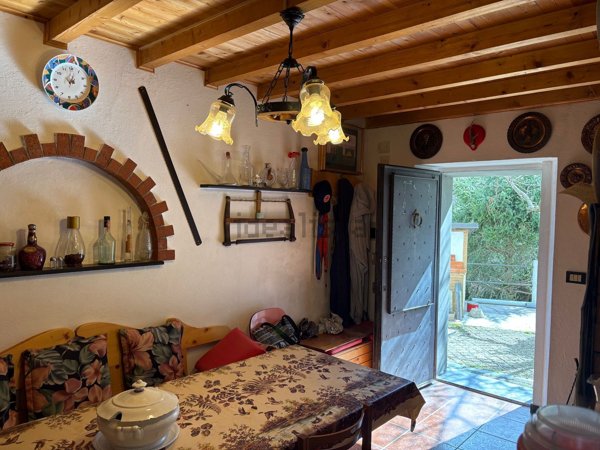 appartamento in vendita a Neirone