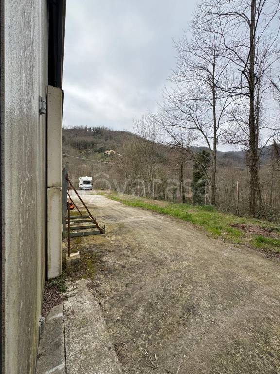 appartamento in vendita a Neirone in zona San Marco d'Urri