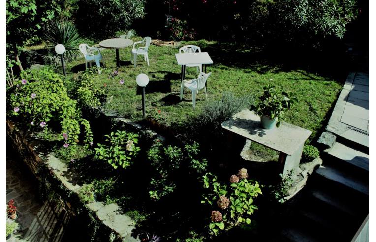 casa indipendente in vendita a Neirone