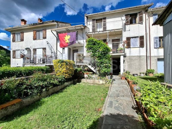 casa indipendente in vendita a Neirone in zona Corsiglia