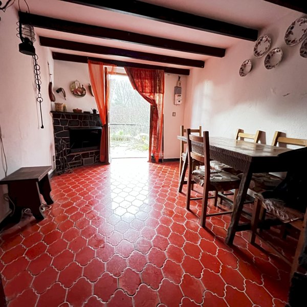 casa indipendente in vendita a Neirone in zona Corsiglia