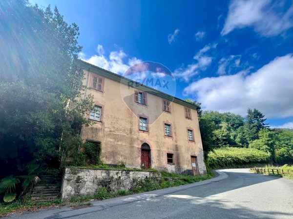 casale in vendita ad Orero in zona Isolona