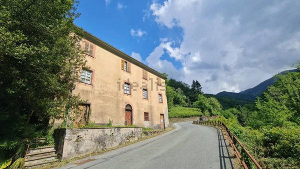 casale in vendita ad Orero