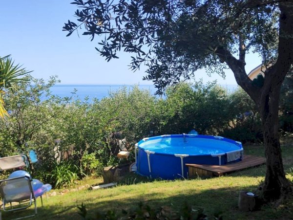 casa indipendente in vendita a Pieve Ligure