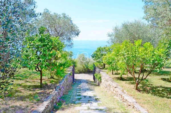 casa indipendente in vendita a Pieve Ligure
