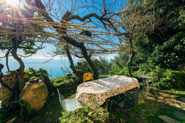 casa indipendente in vendita a Pieve Ligure
