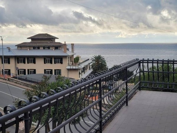 casa indipendente in vendita a Pieve Ligure