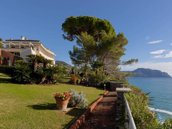 appartamento in vendita a Pieve Ligure