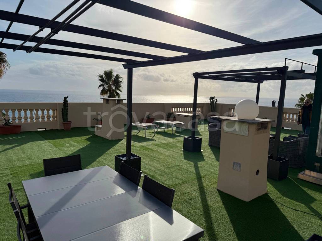 appartamento in vendita a Pieve Ligure