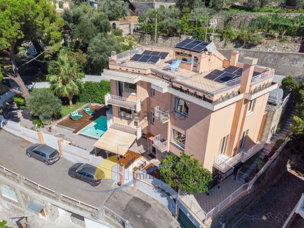 casa indipendente in vendita a Pieve Ligure