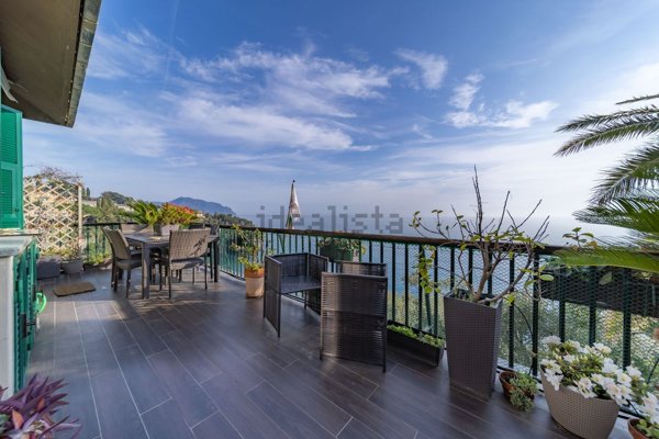 appartamento in vendita a Pieve Ligure