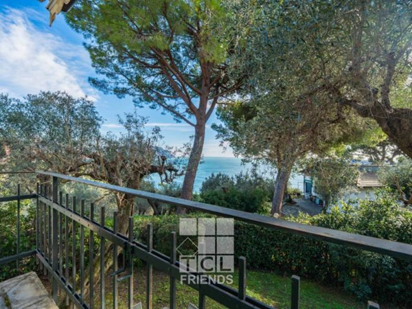 casa indipendente in vendita a Pieve Ligure