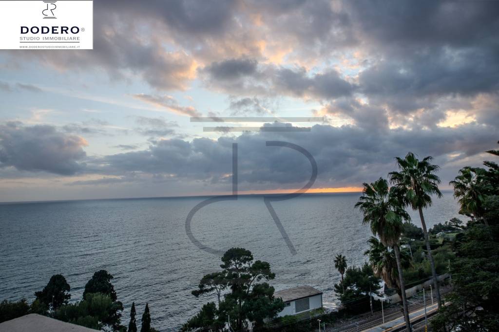 appartamento in vendita a Pieve Ligure