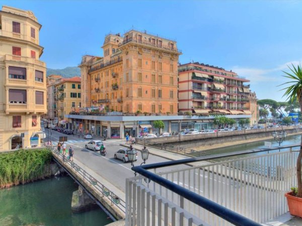 appartamento in vendita a Rapallo in zona San Michele di Pagana