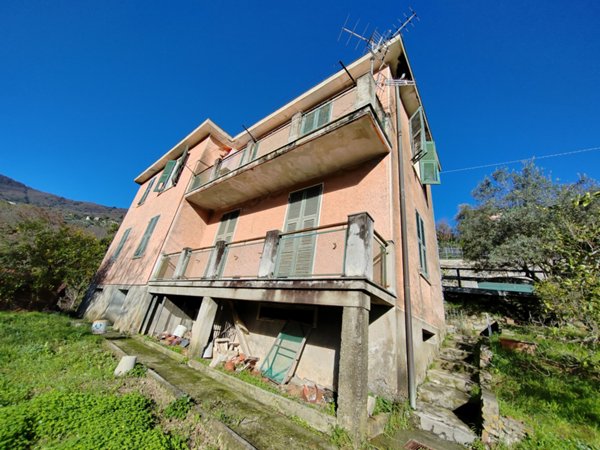 casa indipendente in vendita a Rapallo