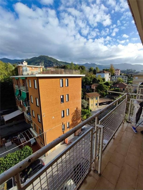 appartamento in vendita a Rapallo in zona Santa Maria del Campo