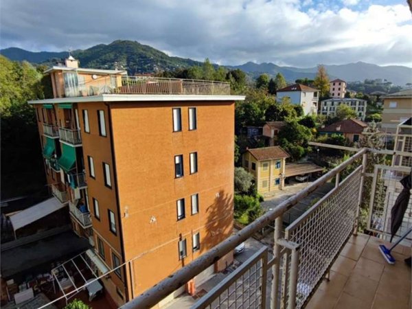 appartamento in vendita a Rapallo in zona Santa Maria del Campo