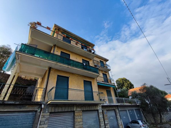 appartamento in vendita a Rapallo in zona San Massimo