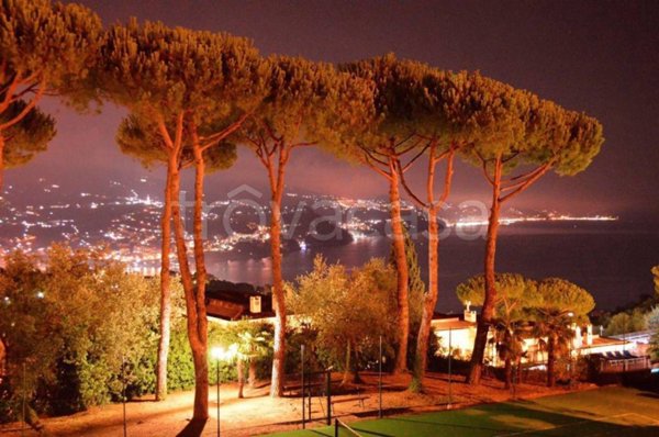 appartamento in vendita a Rapallo in zona San Michele di Pagana