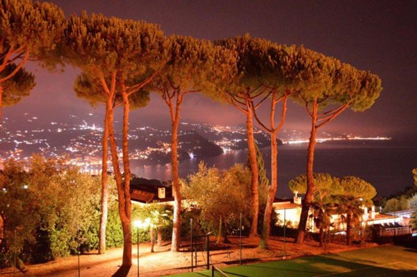 appartamento in vendita a Rapallo in zona San Michele di Pagana