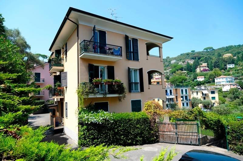 appartamento in vendita a Rapallo in zona San Michele di Pagana