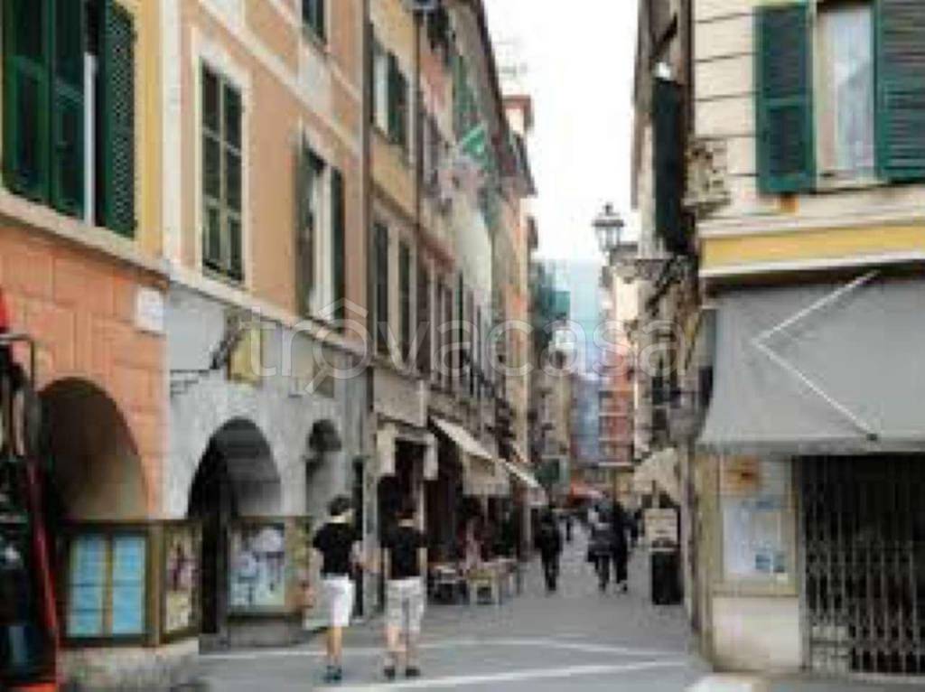 negozio in vendita a Rapallo