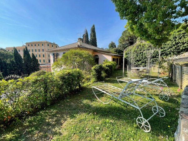 casa indipendente in vendita a Rapallo in zona San Michele di Pagana