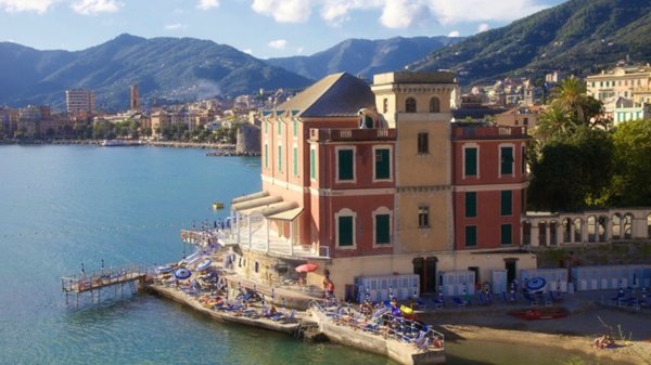 casa indipendente in vendita a Rapallo