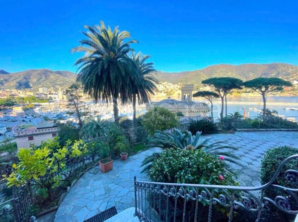 appartamento in vendita a Rapallo in zona San Michele di Pagana
