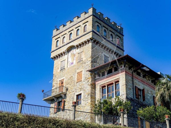appartamento in vendita a Rapallo in zona San Michele di Pagana