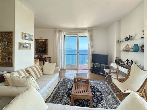 appartamento in vendita a Rapallo in zona San Michele di Pagana