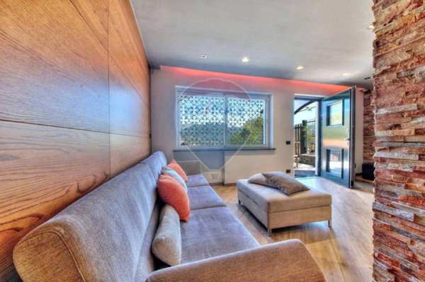casa indipendente in vendita a Rapallo