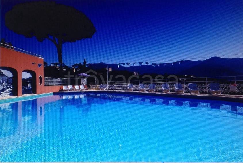 multiproprieta in vendita a Rapallo in zona San Michele di Pagana